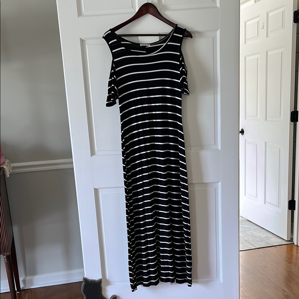 Sweet Pea Black and White Cold Shoulder Maxi Sundress
